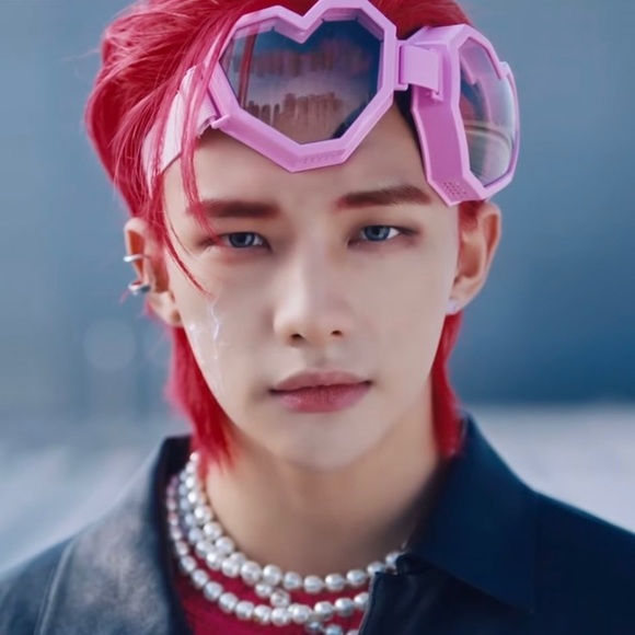 Pink Heart Shaped Goggles Glasses - Picture 5 of 12